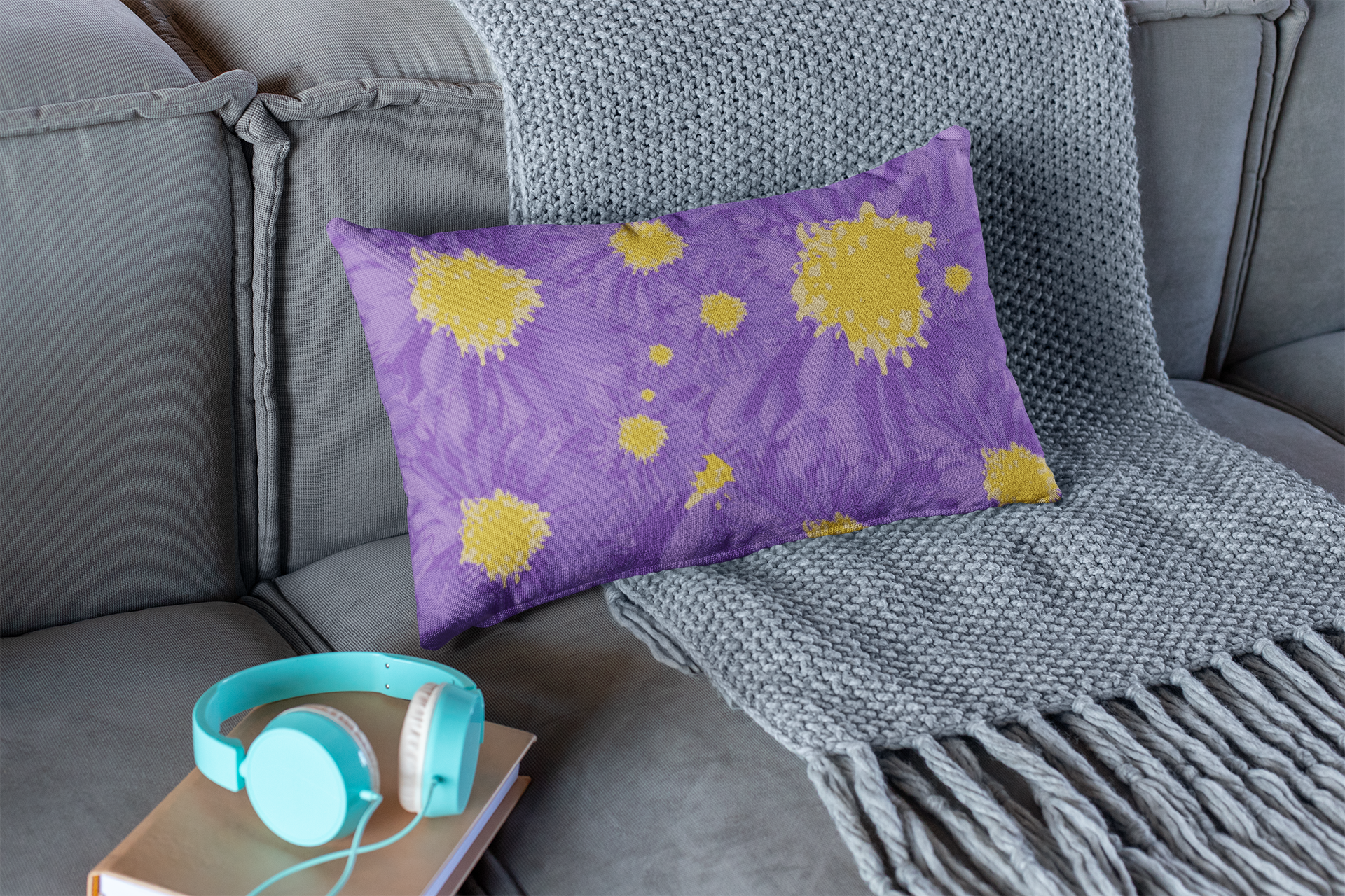 Graphic DAISY Floral Print Lumbar Accent Pillow Cover