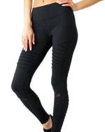 Load image into Gallery viewer, Athletique Low-Waisted Ribbed Leggings With Hidden Pocket and Mesh Panels - Black
