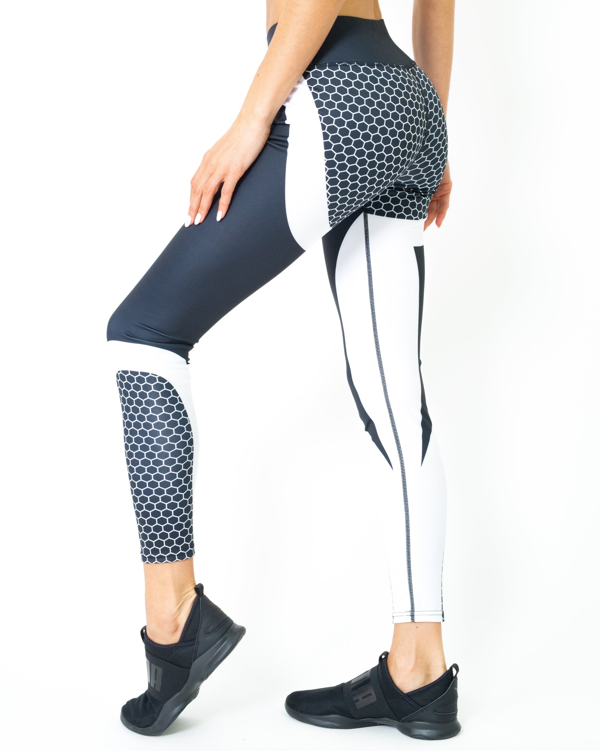 Avery Leggings - Black / White