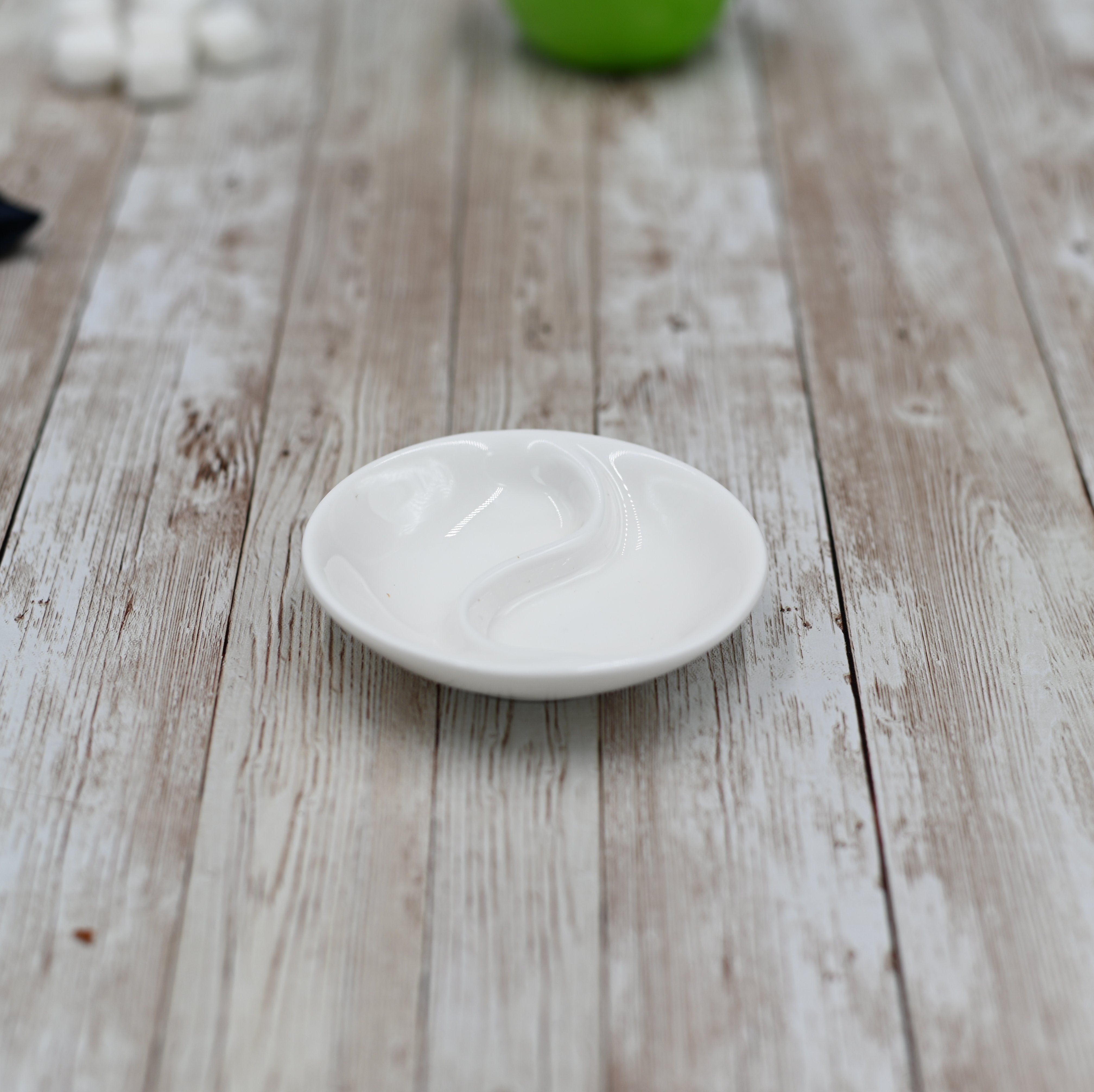 [A] Fine Porcelain Divided Soy Dish 3.5" | 9 Cm WL-996049/A
